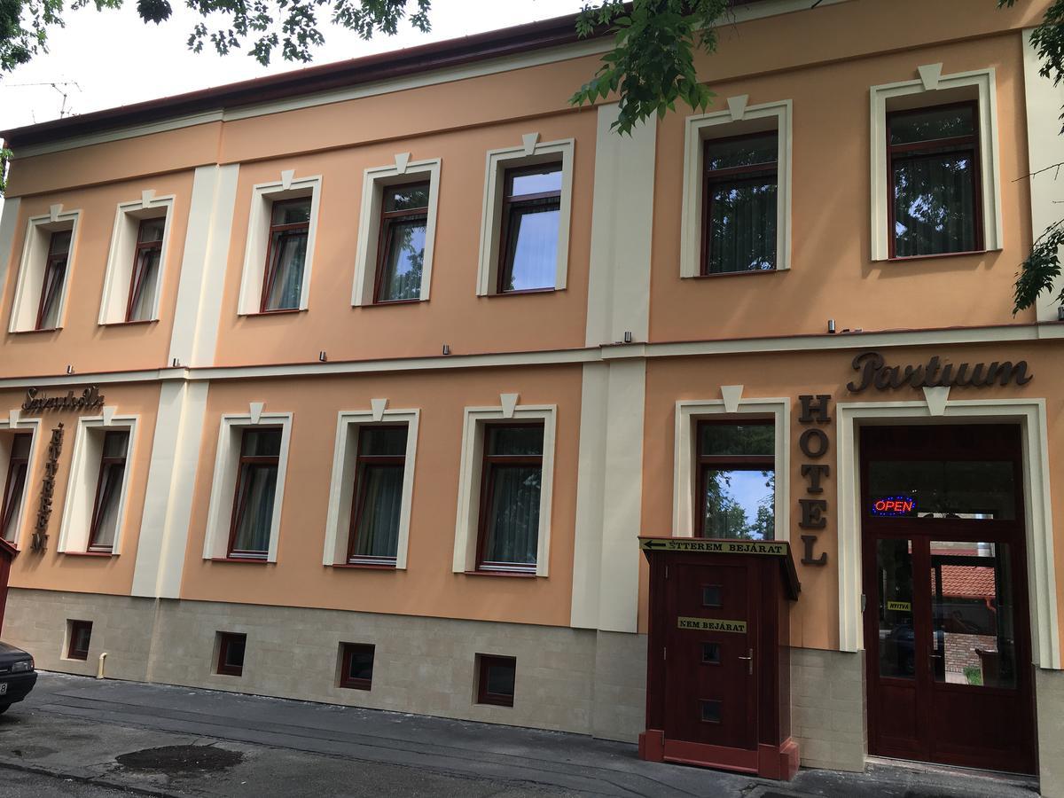 Partium Hotel Сегед Екстер'єр фото